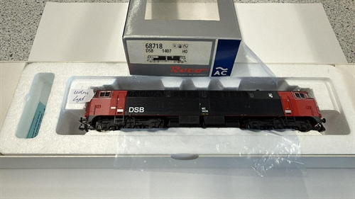 Roco 68718 DSB MZ 1407, rødbrun, AC  (BRUGT)